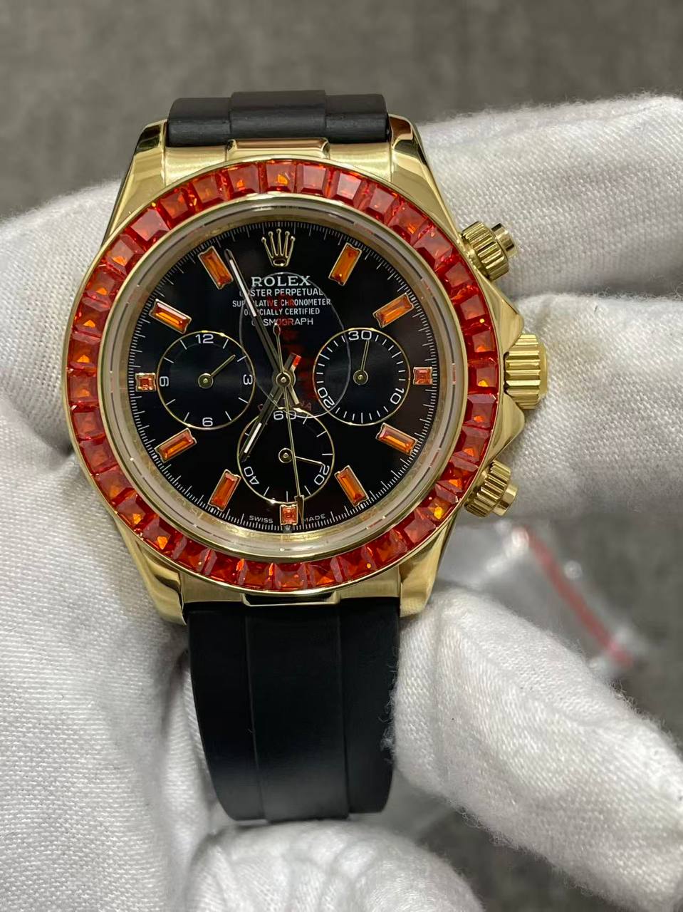Daytona Oysterflex Orange Sapphire 40 MM